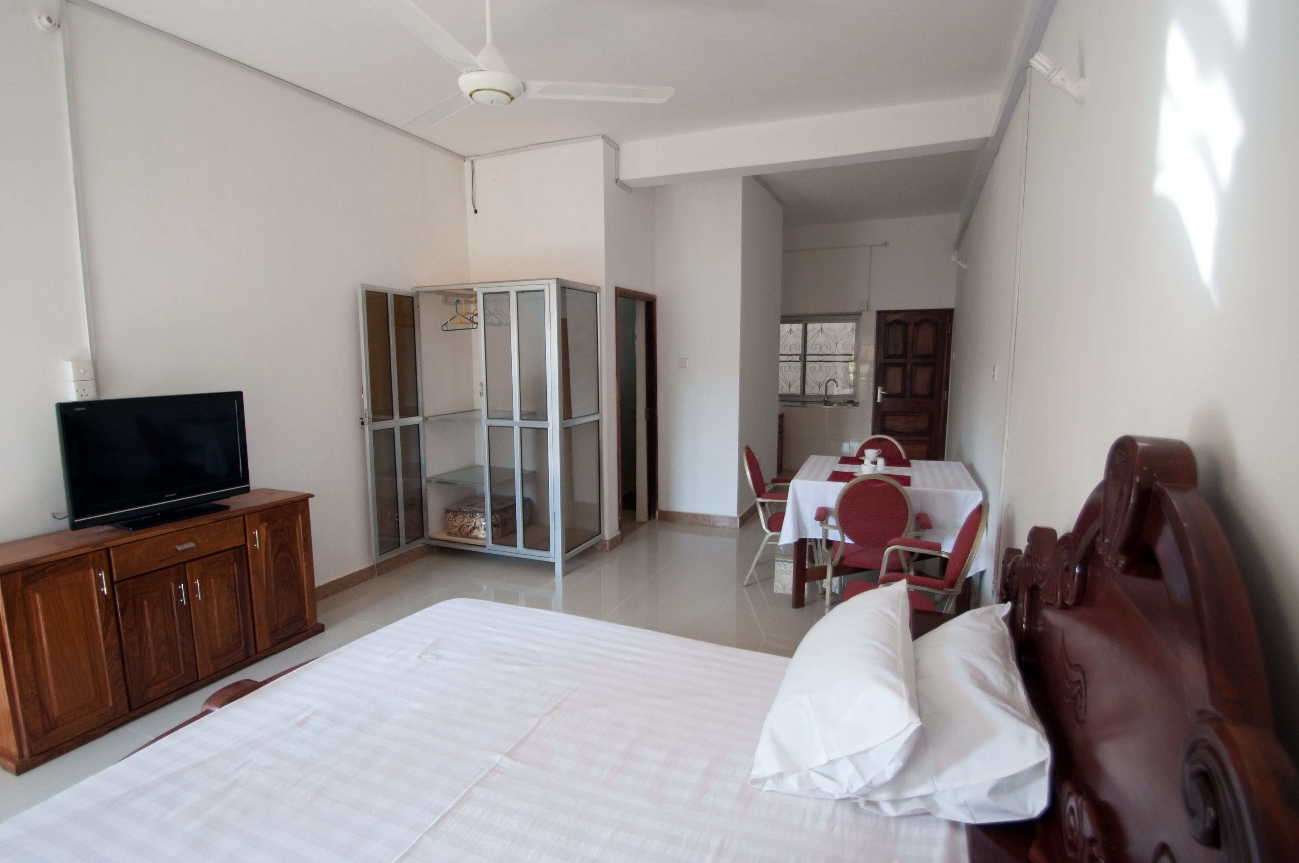  Relax and unwind in the open-plan living space of our studio holiday apartment. This photo captures the entire feel of our holiday apartment.